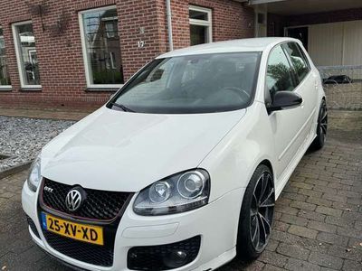 VW Golf V