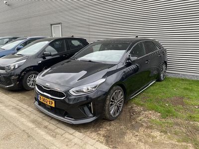 tweedehands Kia ProCeed ProCeed /1.5 T-GDI GT-PlusLine Pano Dak // 18inch // Key Le