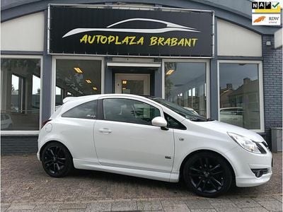 Wit Occasion 2010 Opel Corsa OPC Hatchback | € 5.249 (Duur)