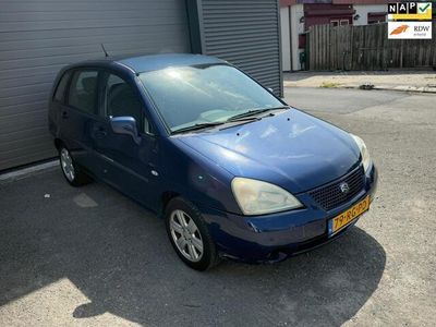 Suzuki Liana