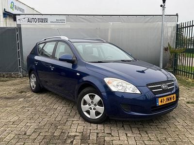 Blauw Gebruikt 2009 Kia Ceed Hatchback | € 1.999 (Goede deal)
