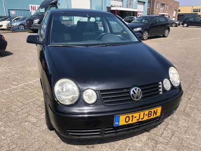 tweedehands VW Polo 1.4 benzine AIRCO rijd super