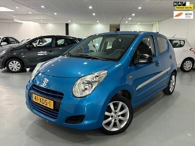 Blauw Gebruikt 2012 Suzuki Alto Hatchback | € 3.499 (Eerlijke prijs)