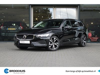 tweedehands Volvo V60 B4 Mild Hybrid GT Core | Nieuw model | Driver Assist | Park Assist | 18" | Trekhaak | All Season | Getint Glas