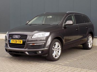 tweedehands Audi Q7 4.2 FSI quattro 5+2