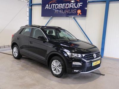 tweedehands VW T-Roc 1.5 TSI Style Automaat - N.A.P. Airco, Cruise, Nav