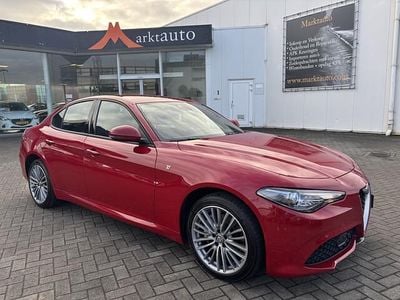 Occasion Alfa Romeo Giulia Ti 280 PK (205 kW) 2022 Rood Sedan