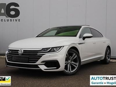Occasion VW Arteon Business 150 PK (110 kW) 2020 Oryx white pearl Hatchback
