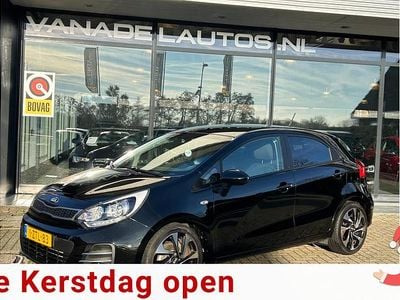 Zwart Gebruikt 2015 Kia Rio Hatchback | € 9.249 (Eerlijke prijs)