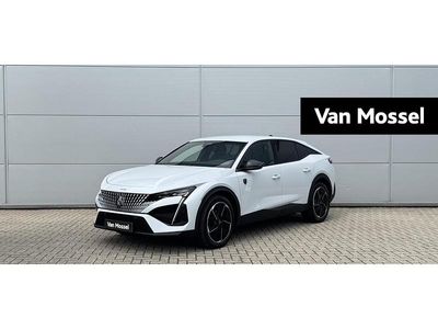 Wit Occasion 2025 Peugeot 408 Avantage Hatchback | € 41.940