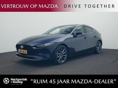 Deep crystal blue Occasion 2025 Mazda 3 Exclusive-Line Hatchback | € 36.950 (Eerlijke prijs)