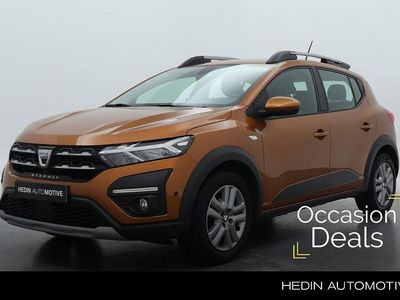Oranje Occasion 2022 Dacia Sandero Essentiel Hatchback | € 14.945 (Iets duurder)