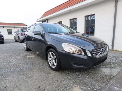 tweedehands Volvo V60 1.6 D DRIVe Momentum Start/Stop