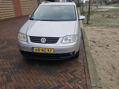 tweedehands VW Touran 2.0-16V FSI Highline