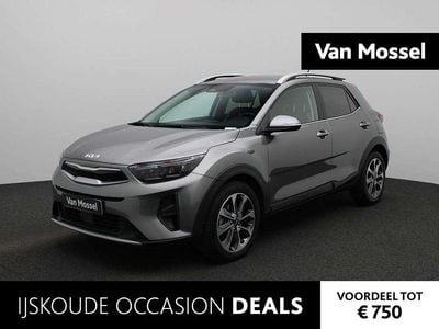 Grijs Occasion 2024 Kia Stonic SUV | € 25.940 (Iets duurder)