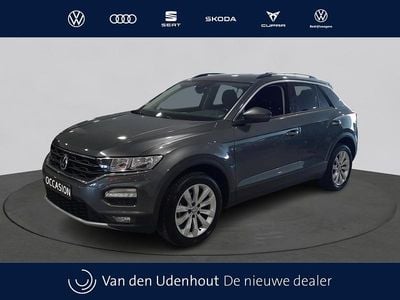 Indium grey Occasion 2019 VW T-Roc Executive SUV | € 18.250 (Eerlijke prijs)