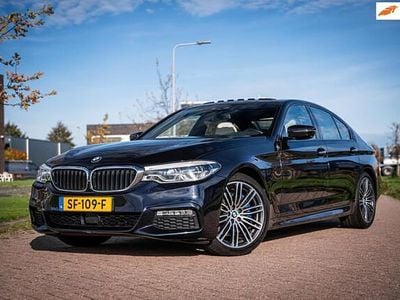 Zwart Occasion 2018 BMW 530 Executive Sedan | € 22.900 (Iets duurder)