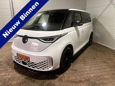 Wit (metallic) Gebruikt 2022 VW ID. Buzz Edition MPV | € 36.450 (Iets duurder)