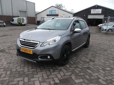 tweedehands Peugeot 2008 1.2 VTi Allure Pack Premium Plus airc navi half leer