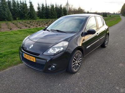 tweedehands Renault Clio 1.5 dCi Parisienne