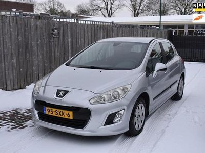 Grijs (metallic) Occasion 2012 Peugeot 308 Access Hatchback | € 4.750 (Duur)