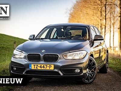 Grijs Gebruikt 2016 BMW 118 Executive Hatchback | € 9.940 (Super prijs)