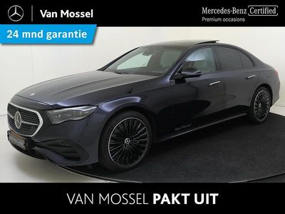 Blauw Gebruikt 2025 Mercedes E300 AMG line Sedan | € 82.945