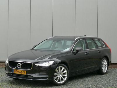 tweedehands Volvo V90 T5 Momentum 12 MND garantie Leer / Trekhaak / Appl