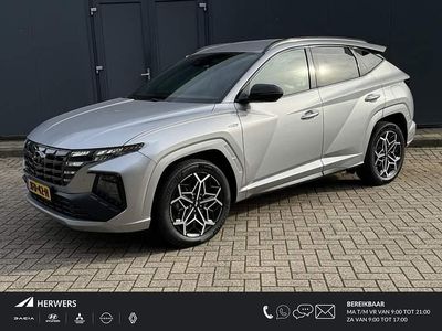 Shimmering silver pearl metallic (r2t) Occasion 2024 Hyundai Tucson Edition SUV | € 35.685 (Eerlijke prijs)