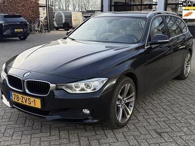 Zwart Occasion 2013 BMW 320 Stationwagen | € 7.950 (Goede deal)