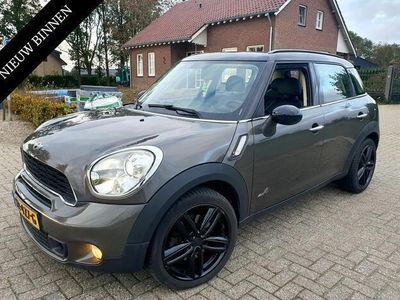 tweedehands Mini Cooper S Countryman 1.6 met Leder, Airco en Vele Opties !