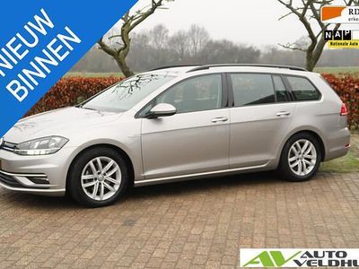 Grijs Occasion 2017 VW Golf VII Comfortline Stationwagen | € 14.950 (Eerlijke prijs)