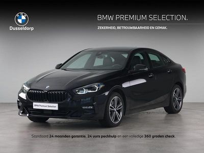 Zwart Occasion 2021 BMW 218 Executive Coupé | € 25.950 (Eerlijke prijs)