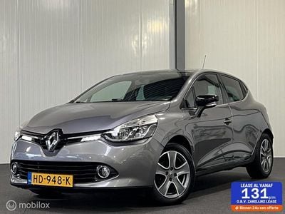 Grijs Gebruikt 2015 Renault Clio IV Night&Day Hatchback | € 7.945 (Eerlijke prijs)