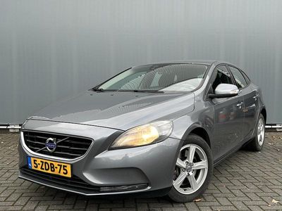 Occasion Volvo V40 Business Edition 191 PK (140 kW) 2014 Grijs Hatchback