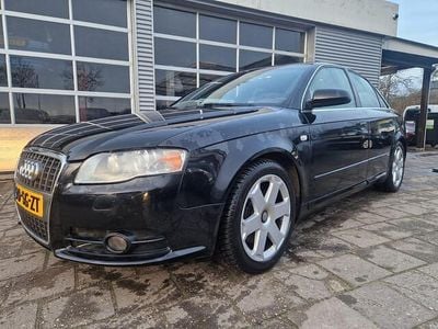 Zwart Occasion 2006 Audi A4 S-Line Sedan | € 2.999 (Duur)
