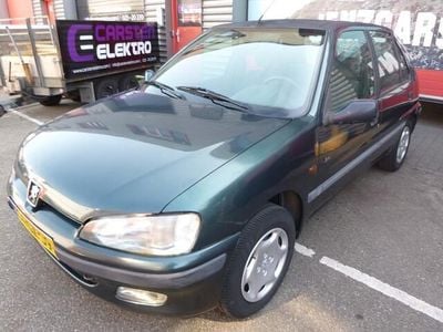 Occasion Peugeot 106 88 PK (64 kW) 1998 Groen Hatchback