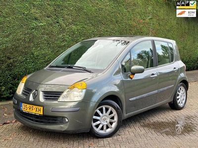 Occasion Renault Modus Initiale 111 PK (81 kW) 2005 Groen MPV