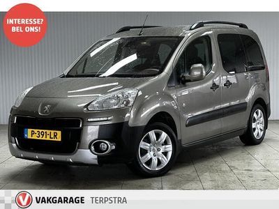 tweedehands Peugeot Partner Tepee 1.6 e-HDi Active/ Zij-Schuifdeur R+L!/ Trekhaak!/ Clima/ Navi/ Cruise/ Bluetooth/ Radio-CD/ Diml.Auto/ Regensensor/ PDC Achter.