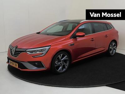 Rood Occasion 2022 Renault Mégane GrandTour R.S. Stationwagen | € 23.940 (Iets duurder)