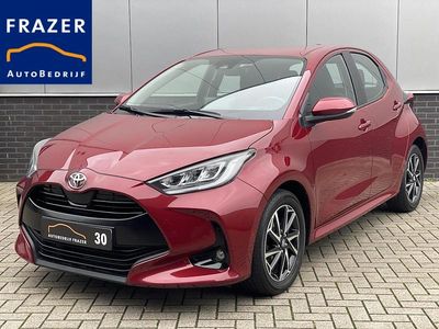 Rood Gebruikt 2021 Toyota Yaris Hatchback | € 18.635 (Eerlijke prijs)