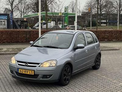 Grijs Gebruikt 2005 Opel Corsa Hatchback | € 800 (Super prijs)