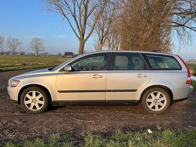 Grijs (metallic) Occasion 2006 Volvo V50 Stationwagen | € 1.800 (Super prijs)