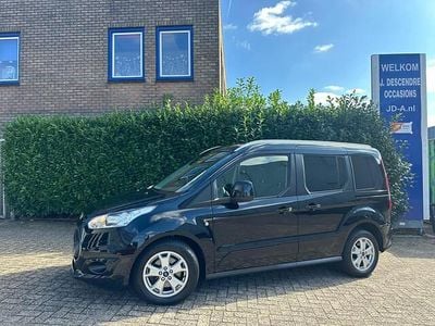 Zwart Occasion 2017 Ford Tourneo Connect Titanium MPV | € 10.999