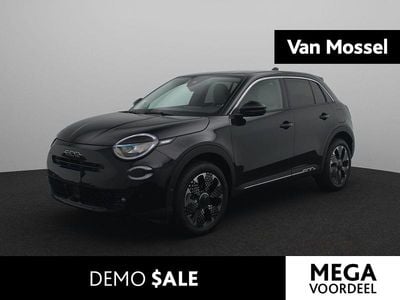 Zwart Nieuw 2025 Fiat 600E La Prima SUV | € 32.440 (Goede deal)