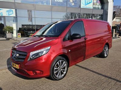 Occasion Mercedes Vito 165 PK (121 kW) 2021 Rood Van