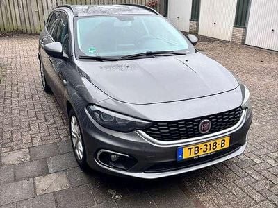 Grijs Occasion 2018 Fiat Tipo Stationwagen | € 9.500 (Goede deal)