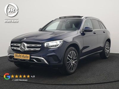 Blauw Occasion 2020 Mercedes GLC300e Premium SUV | € 37.940 (Eerlijke prijs)