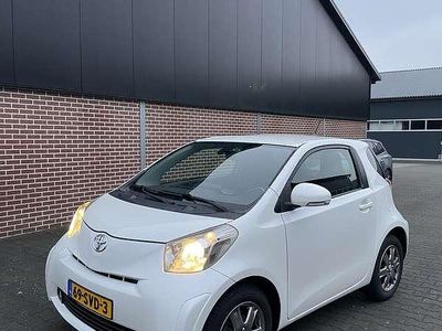 Wit Gebruikt 2009 Toyota iQ Comfort Hatchback | € 2.650 (Eerlijke prijs)