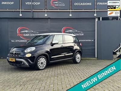 Zwart Gebruikt 2018 Fiat 500L Cross MPV | € 7.999